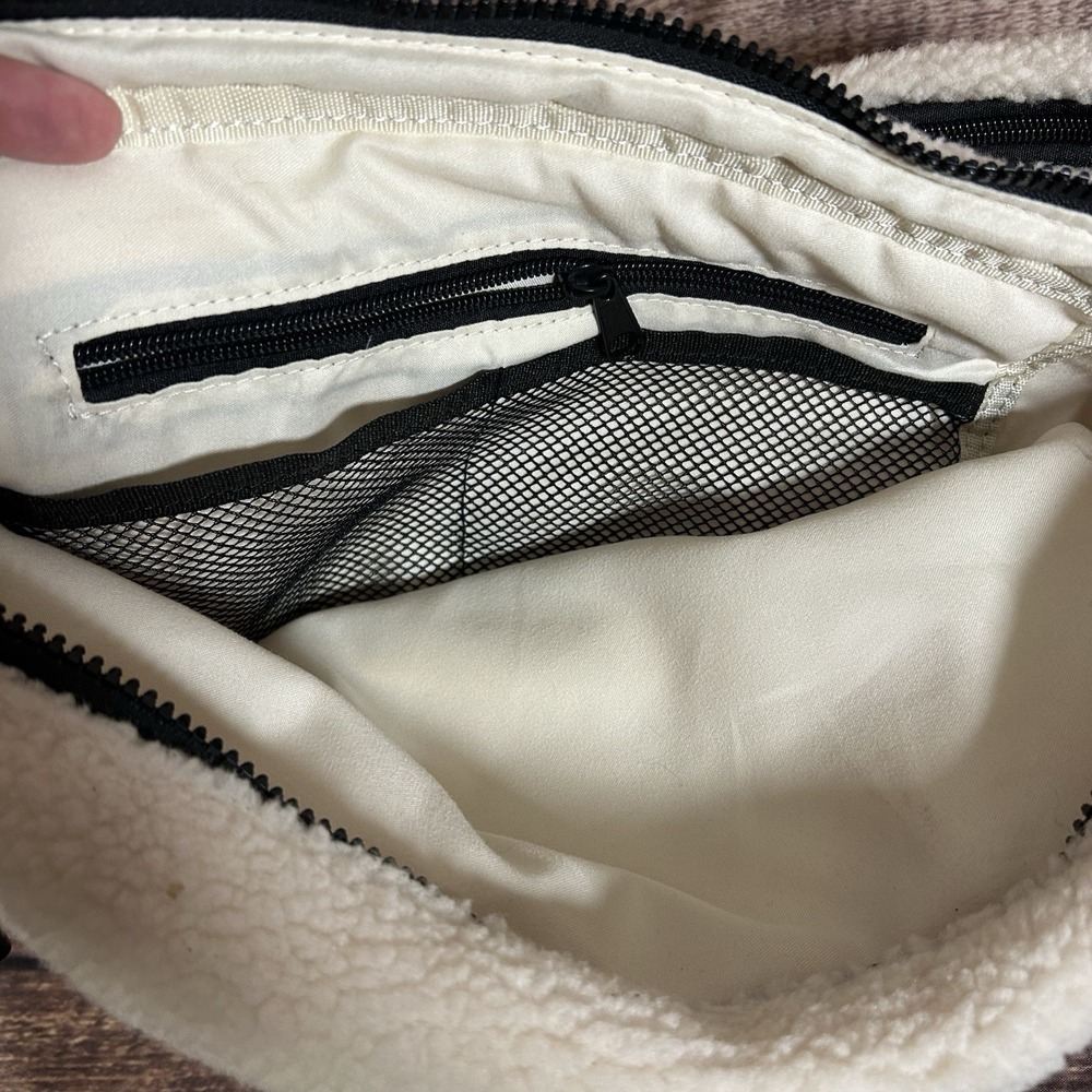 Free People Movement Overachiever Sherpa White Crossbody Sling Bag NWT - Picture 9 of 10